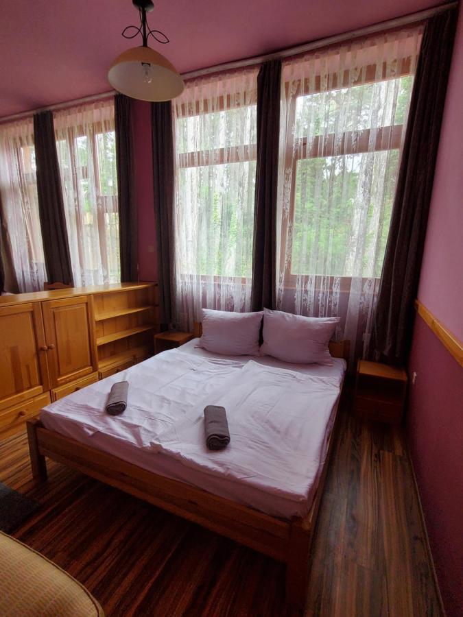 Liget Ueduelo Siofok Bed and Breakfast Εξωτερικό φωτογραφία