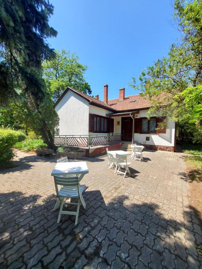 Liget Ueduelo Siofok Bed and Breakfast Εξωτερικό φωτογραφία