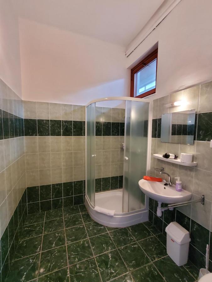 Liget Ueduelo Siofok Bed and Breakfast Εξωτερικό φωτογραφία