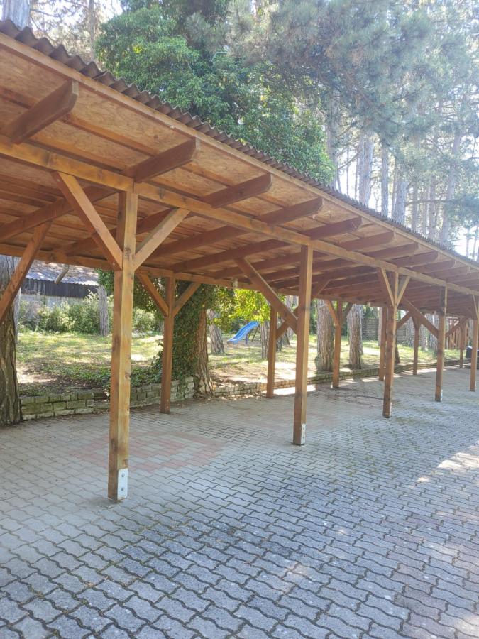 Liget Ueduelo Siofok Bed and Breakfast Εξωτερικό φωτογραφία