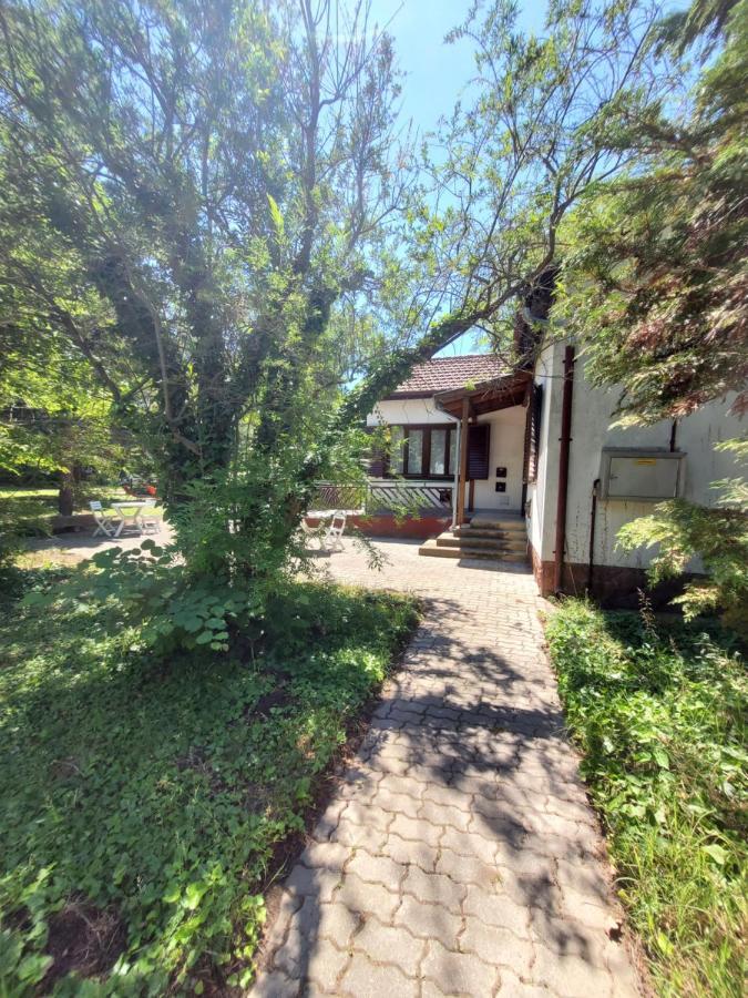 Liget Ueduelo Siofok Bed and Breakfast Εξωτερικό φωτογραφία